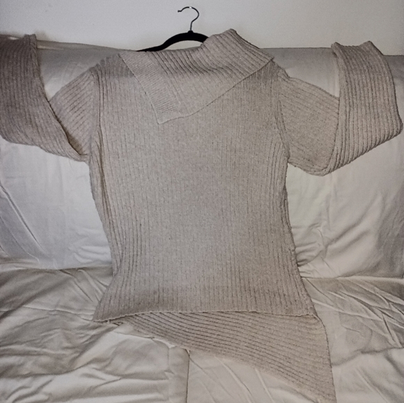 Cardigan sweater by Together warm, soft, thick durable material, size 12 - Picture 4 of 5